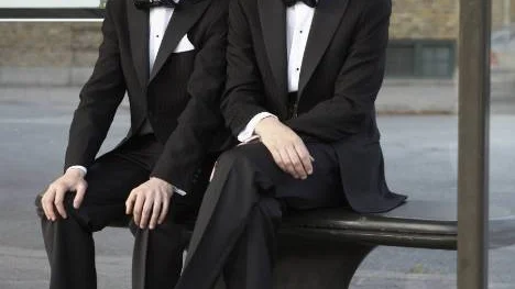 Humorduon Anders Johansson och Måns Nilsson skämtar nu om sina egna liv.                           Foto: Johan Tholson