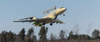 Ännu ett radarspaningsflygplan i luften 