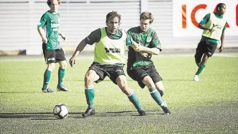 Backen Maciej Truszcynski, till vänster, flyger till Boden i dag.foto: simon eliasson