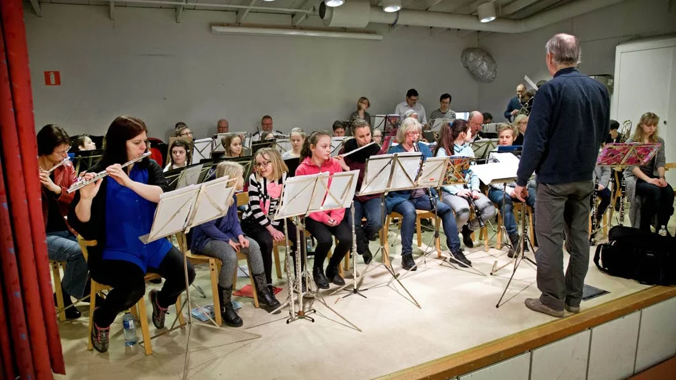 Blir kommunal. Kommunen tar tillbaka kulturskolan i kommunal regi.