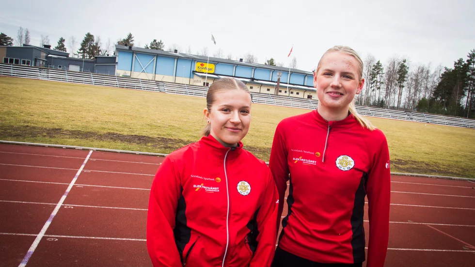 Felicia Persson och Nellie Garmland.