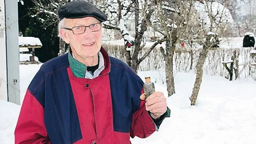 Per-Arne Andersson i Järnforsen jobbade i sin ungdom som eldare på fraktfartyg i den civila flottan. Men det kunde ha slutat illa då skeppet han tjänstgjorde på gick till botten 1948.