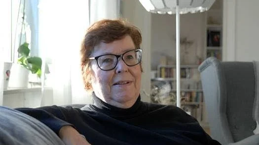 Vid snart 60 år fyllda funderar läraren, rektorn och enköpingsbon Vivianne Lötvik på att inte vänta längre utan tvärt om göra slag i saken och ta ton – i en kyrkokör. Foto: Sven-Åke Haglund