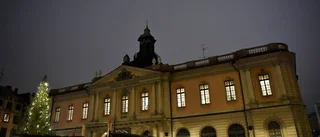 Lägg ner Svenska Akademien