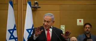 Israels regering tappar majoritet efter brödbråk