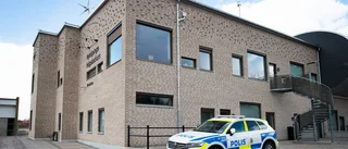 Kraftig smäll inne på Alpha – minst sex elever har skadats: "Smällde av precis vid matkön"