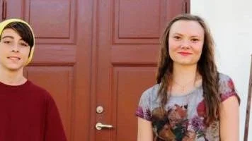 Cederic Welin-Trost och Vilma Hurtigh-Grabe börjar ettan i Forsmarks skola.
