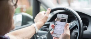 Bötfälls efter mobil i bilen