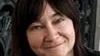 Ali Smith skriver med skarp blick om kvinnors roller.