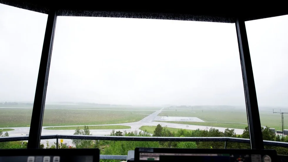 Flygledartornet på Ärna där Luftstridsskolan ligger.