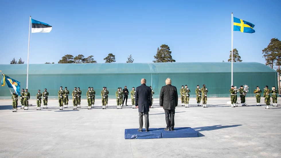 På onsdagen möttes Sveriges försvarsminister Peter Hultqvist (S) och hans estländske kollega Kalle Laanet på Gotlands regemente för att bland annat diskutera betydelsen av att Gotland har ett starkt försvar.