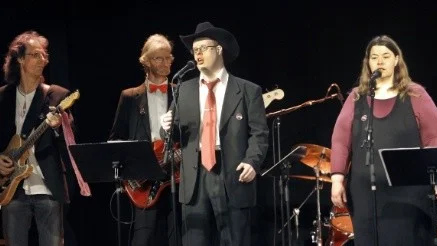 Kulturveckan inleddes på Grand i Uppsala av Esters orkester.