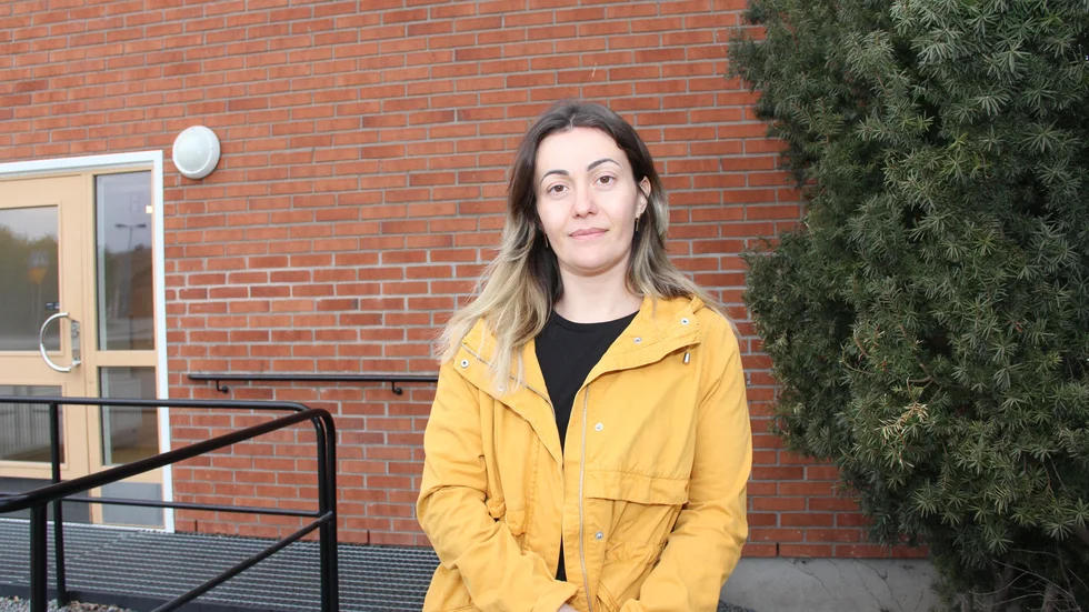Katia Dibajeh från Odessa-området är mycket tacksam över att få vara i Knivsta. "Kriget är som en mardröm. Jag gråter fortfarande och har svårt att sova. Ändå känns det som jag inte förstått fullt ut vad som hänt, utan att jag snart ska vakna." säger hon.