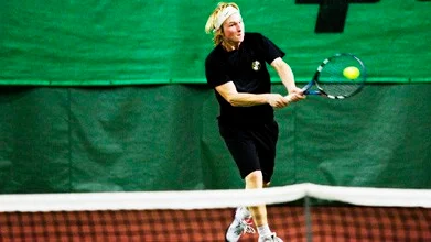Lars Lundquist och Studan Tennis hade en tuff kväll.