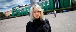 En hemvändare tar sig an torget