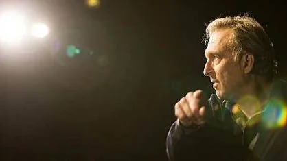 Zandén är helt suverän på scenen, enligt Bo-Ingvar Kollberg.