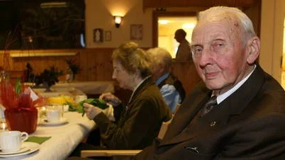 Alvar Pettersson är den medlem som varit med allra längst i Valö-Forsmarks centeravdelning som firade sitt 90-årsjubileum i helgen.