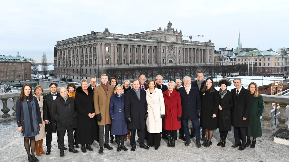 STOCKHOLM 20190121
Statsminister Stefan Löfvens nya regering fotograferad på Lejonbacken framför Riksdagshuset i Stockholm.
