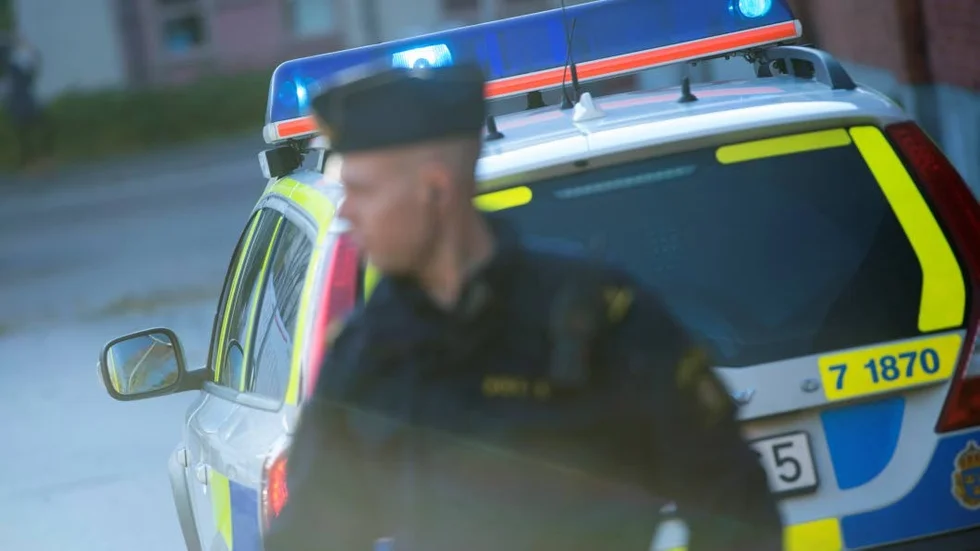 Flera polispatruller larmades till en av socialtjänstens lokaler i Söderköping på eftermiddagen med anledning av ett överfallslarm.
