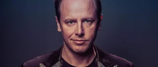 Eskilstunasonen Carl Tillenius live på hemmaplan i februari: "Trolleri och humor med glimten i ögat"