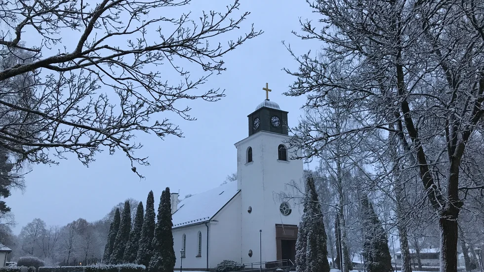 Aspelands pastorat har klubbat budgeten för 2022. Det blir en fortsatt satsning på barnverksamheten, nya askgravplatser ska anläggas i Virserum och Vena och fönster ska målas på Hultsfreds kyrka. Samarbetet med Målilla speedway fortsätter som en del av inriktningen att synas i närsamhället och arbetet med att bygga om och anpassa personallokaler fortsätter. På tur nästa år står att åtgärda Venas personalutrymmen. 