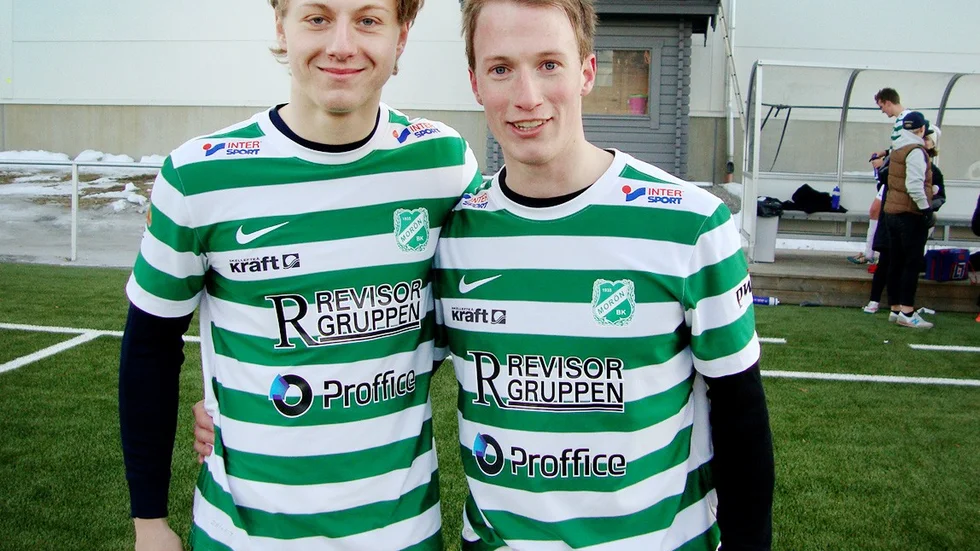 Hannes Wikberg, till höger, gjorde ett av Moröns mål.