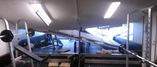 Taket rasade in på gymmet