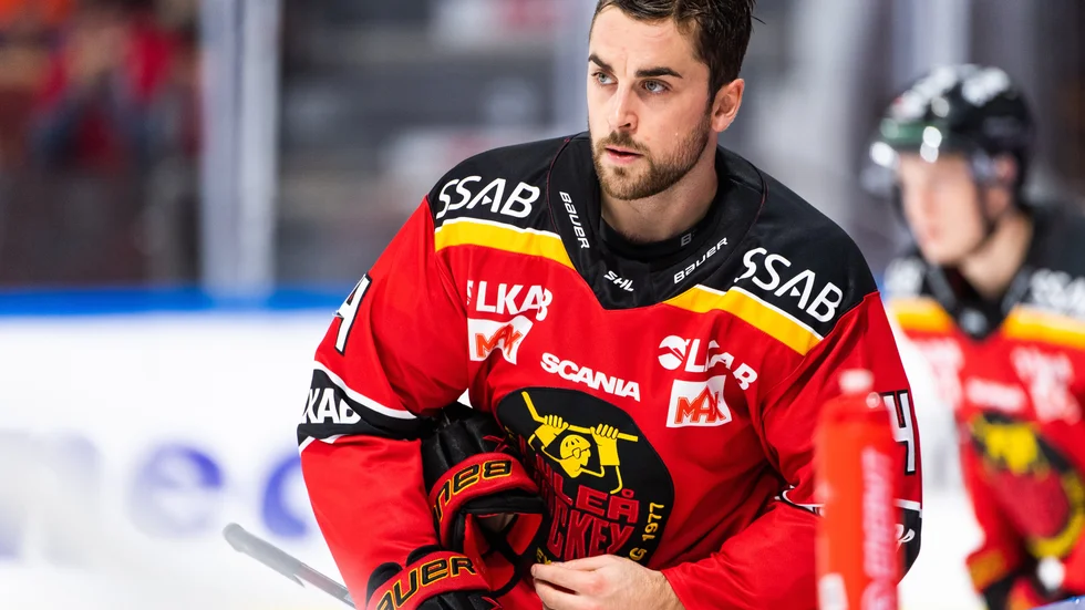 Jonathan Andersson har drabbats av en fraktur i handleden.