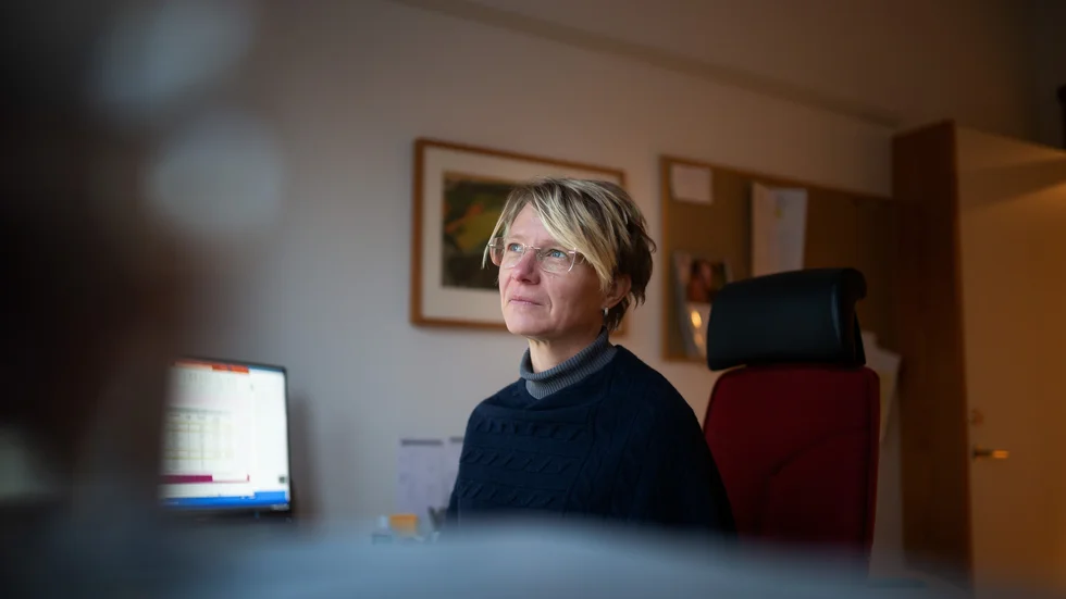 Anna Gillman, biträdande smittskyddsläkare i Region Uppsala, säger att det förmodligen dröjer ytterligare någon vecka eller två innan omikronvågen har nått sin topp.