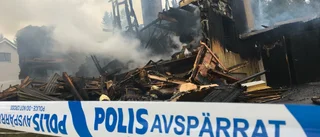 En person hittad avliden i totalförstörda villan i Lövånger