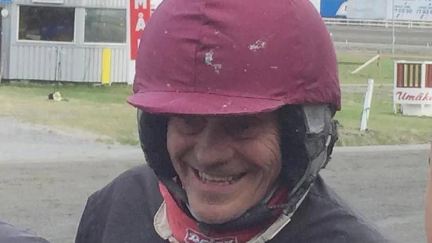 Janne Norberg efter en V75-seger på Umåker förra året.