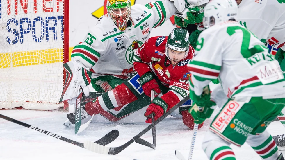 Det är smitta i Rögle, som i lördags mötte Frölunda som spelar mot Skellefteå AIK på tisdagskvällen.