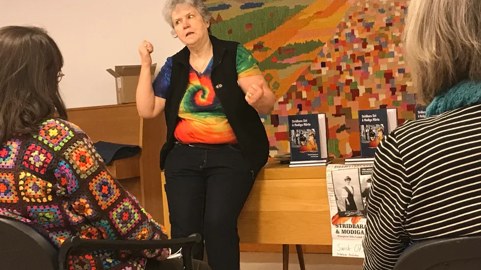 Marianne Westin berättade om rösträttsförkämparna Märta Bucht och Siri Holm.