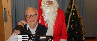 Allsångsfinal med julsånger och tomte