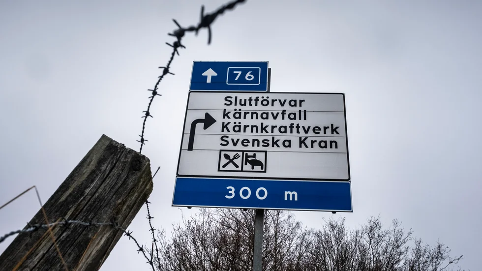 Regeringen har beslutat att slutförvaringen av kärnbränsleavfalska ske i Östhammar. Centerpartisten Arne Jonsson tycker att regeringens beslut om slutförvaringen är ansvarslös och oetisk.