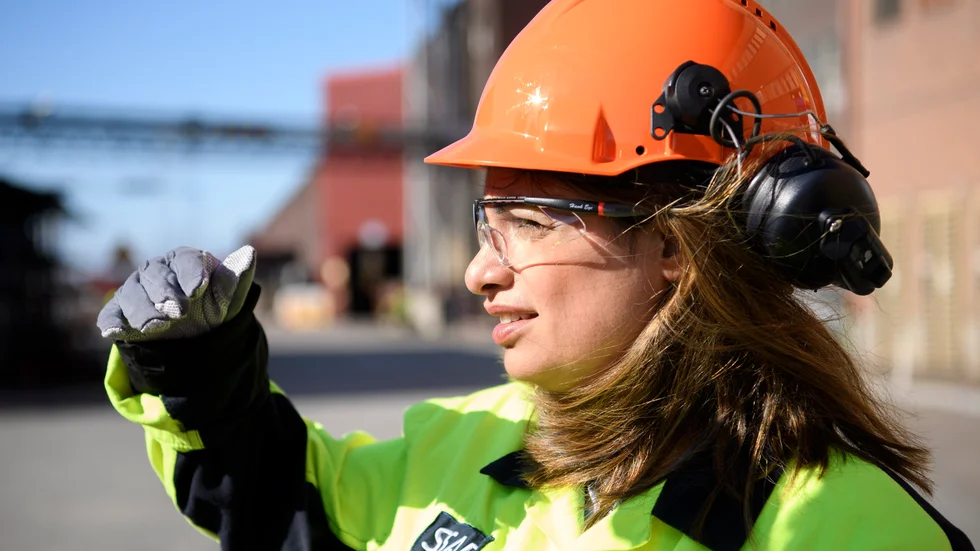 Nooshi Dadgostar (V) gjorde i höstas en turné till ett flertal industriföretag och orter. 