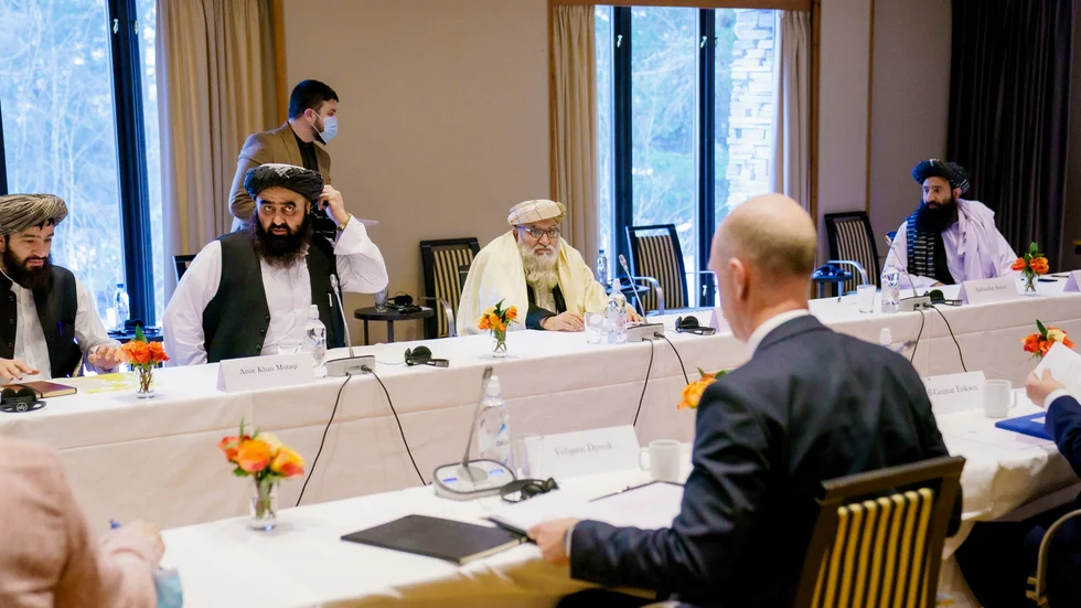 "Besöket i Oslo blev en rejäl fjäder i den talibanska propagandahatten", konstaterar NSD-krönikören och författaren Jesper Bengtsson. 