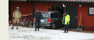 Bil kom rullande – kraschade rakt in i sovrum