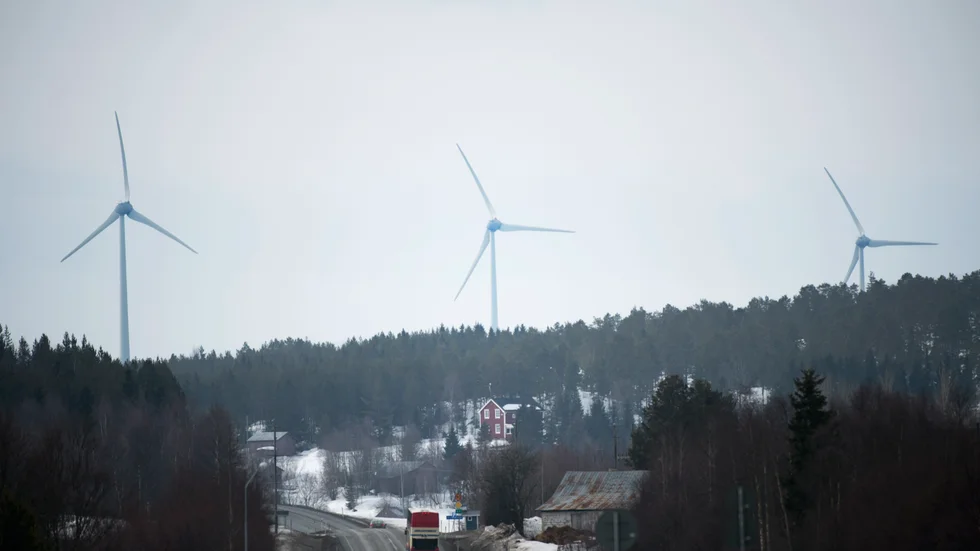 Människor som bor nära nya vindkraftverk riskerar att se värdet på huset sjunka.