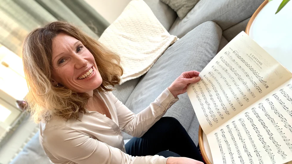 Det är en erfaren kulturbyggare som till sommaren kliver in genom dörrarna till Saras kulturhus. För när norra Sverige byggt kulturhus, Umeås kulturhus Väven och Luleås Kulturens hus, har hon haft ledande roller. Anna Jirstrand Sandlund kommer närmast från tjänsten som länsmusikchef på Norrbottensmusiken. 