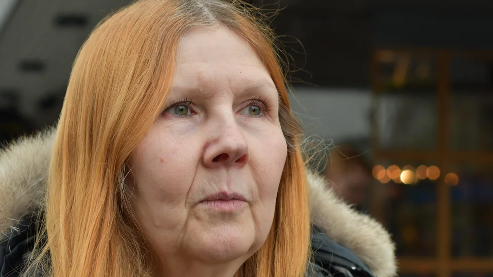 – Det är så vansinnigt omodernt med krig att man kräks. Det är bara dumhet. Jag lider fruktansvärt med den ukrainska befolkningen. Anna-Karin Johansson