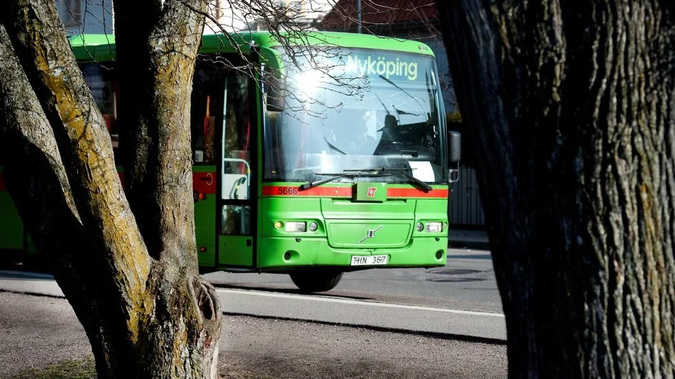 Är bussen i tid?