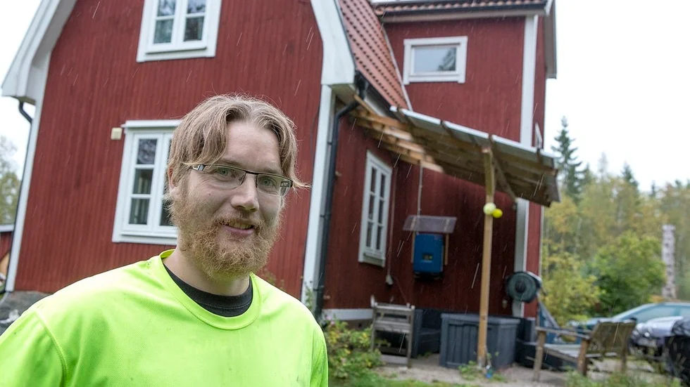 Vänsterpartiets Åke Tholin deltog inte i ett enda fullmäktigemöte i Vingåker förra året. Trots att han är V:s toppnamn. Bilden är tagen 2014.