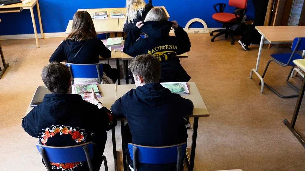 Det var liberaler som en gång genomdrev folkskolan, och vi brinner för att återupprätta kunskapsskolan, skriver Jan Björklund (L) och Niklas Frykman (L). FOTO: HOSSEIN SALMANZADEH / TT