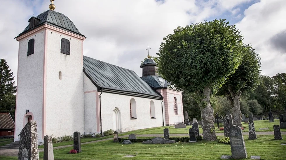 Flen, Helgesta-Hyltinge församling ska betala 90 000 kronor i vite.
