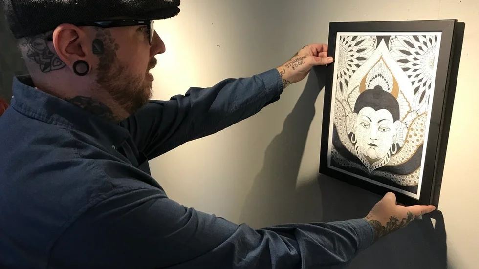 Den 1 september är det vernissage på Sultans konditori i Vingåker för Pontus Hammars första egna utställning.