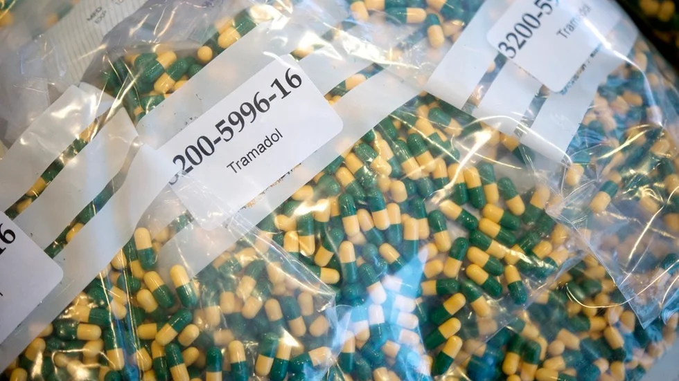 Ett tullbeslag av det narkotikaklassade läkemedlet Tramadol. Polisen oroas av att ungdomar missbrukar läkemedlet.