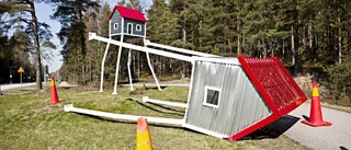 Det långbenta huset klarar sig