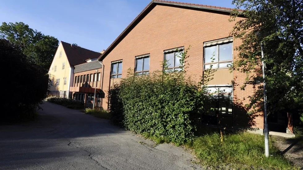För ett tiotal år sedan beslutade den styrande majoriteten i Strängnäs kommun att ett av kommunens populäraste äldreboenden skulle läggas ner. Nämligen Selaöhemmet i Stallarholmen, skriver S.G.Daun.Bilden är från 2015.