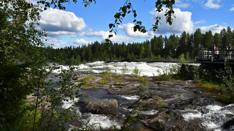 Storforsen är mäktig.